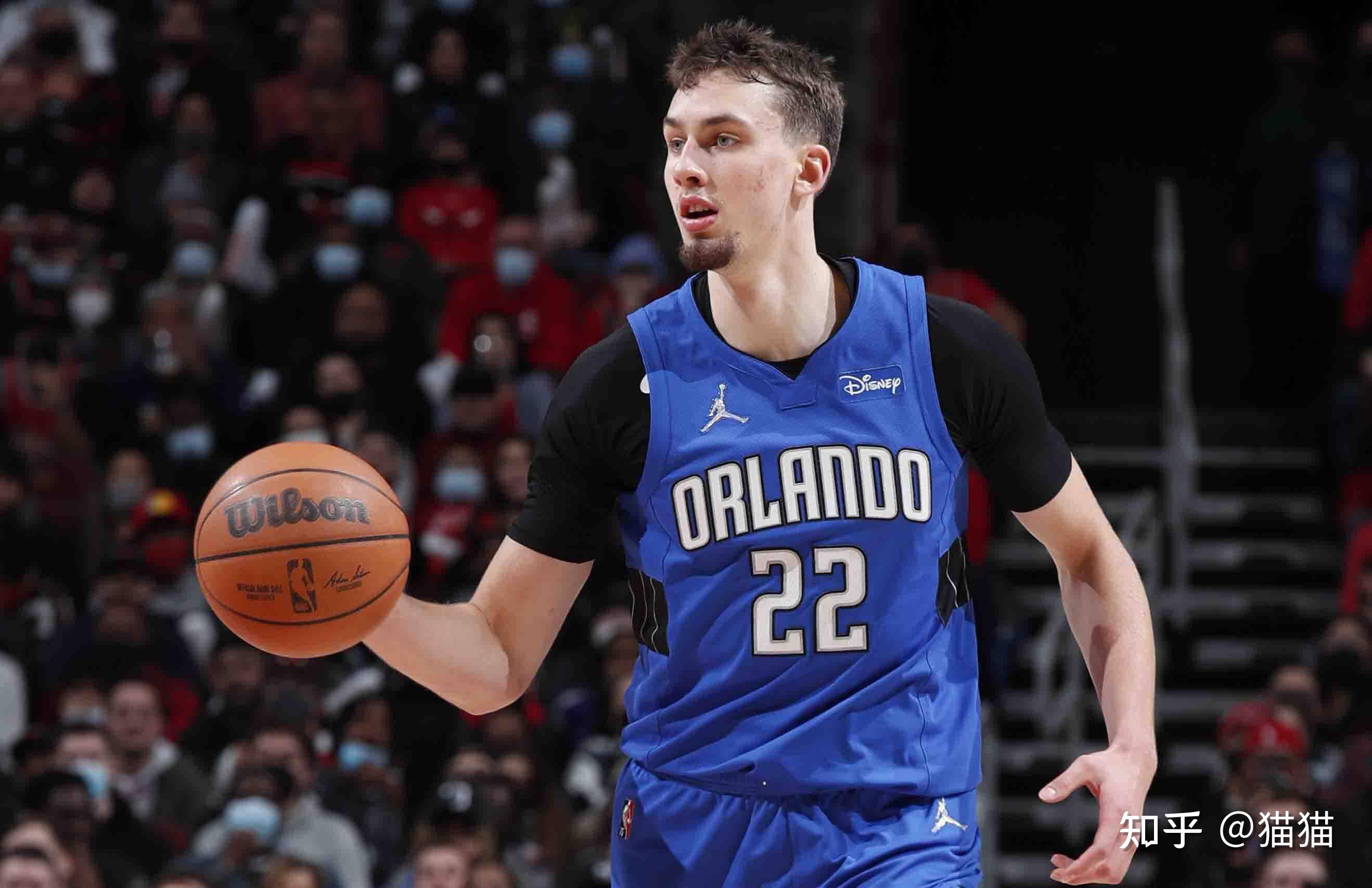 全英羽毛球公开赛：印尼双雄金廷乔纳坦战胜对手 会师决赛