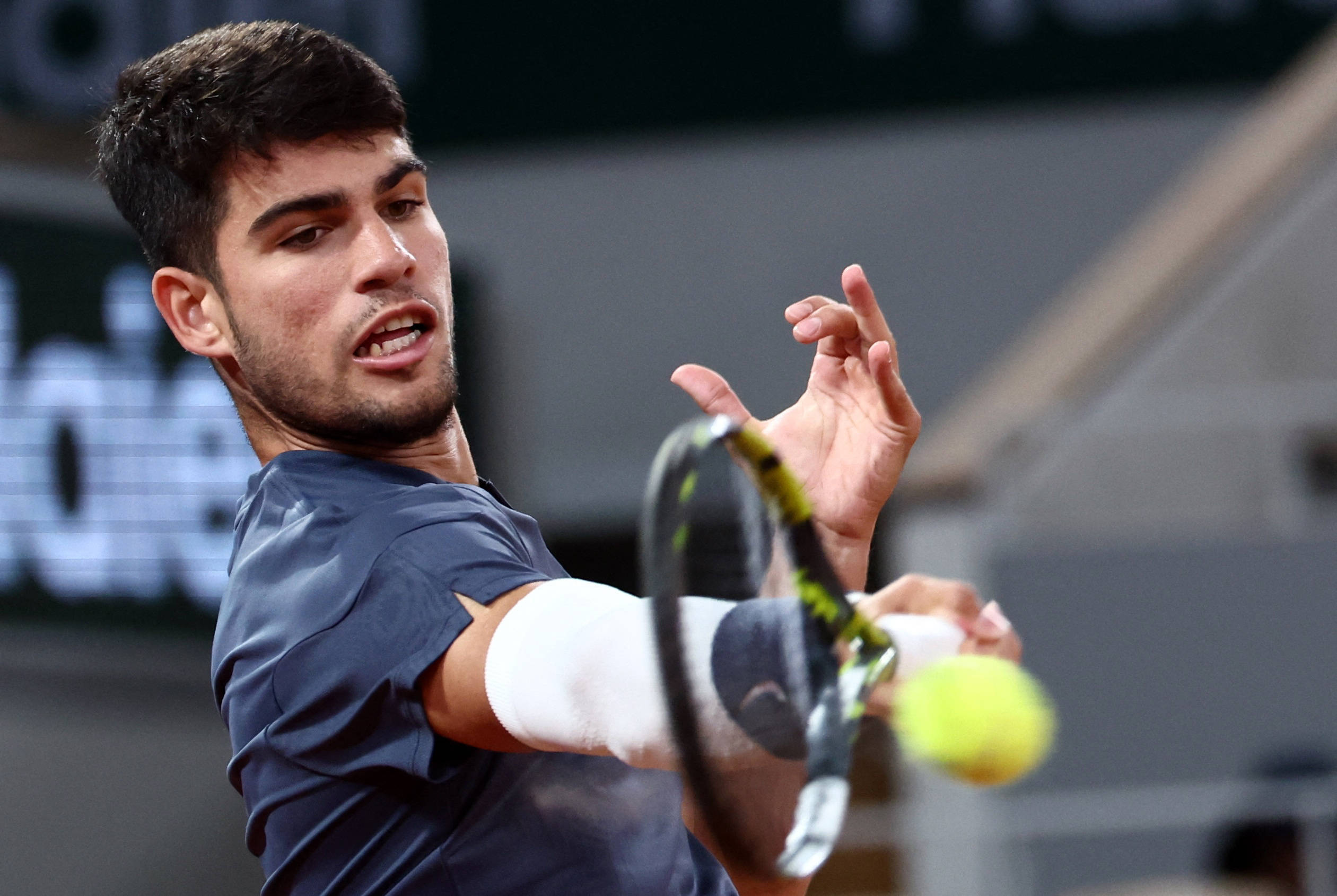 则用突破与 则用突破与